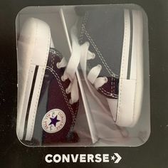 Baby Converse Crib Shoes Sz Us 1. Navy Blue Original Converse! Casual Blue Booties For Playtime, Casual Blue Booties With Soft Sole, Baby Converse Shoes, Original Converse, Baby Glitter, Toddler Converse, Baby Converse, Sneakers Multicolor, Velcro Sneakers