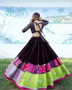 Cotton Lehenga Choli, Choli Dress, Navratri Dress, Cotton Lehenga, Lehenga Designs Simple, Indian Bride Outfits, Latest Model Blouse Designs