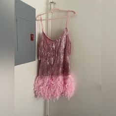 Never Worn Sparkly Sequin Fringe Dress With Feathers At The Bottom! Bought For Eras Tour But Ended Up Finding Something Else. Open To Offers! Fitted Flapper Dress For Spring Costume Party, Spring Flapper Dress For Costume Party, Pink Dress Concert, Sparkly Pink Dress, Sequin Fringe Dress, Thai Land, Pink Sparkly Dress, Dress With Feathers, Vegas Showgirl