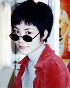 Faye Wong Hair, 2000s Pixie Cut, Faye Wong Chungking Express, Japanese Haircuts, 80s Short Hair, Japanese Haircut, Japanese Short Hair