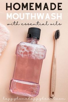 Holistic Hygiene, Thieves Mouthwash, Diy Mouthwash Recipes, Diy Thieves, Diy Mouthwash, Homemade Mouthwash, Thieves Oil, Mouth Wash, Natural Mouthwash