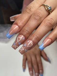 Simple Gel Nail Designs French Tip, Heart Summer Nails, Hidden Letter Nails, Summer Nail Inspo Coffin Medium, Summer Acrylic Nails Glitter, Real Madrid Nails, Cute Holiday Nails Summer, White Holiday Nails Summer, Nail Inspo Holiday