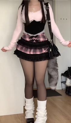 coquette outfits Punk Style Outfits, Pastel Goth Outfits, Egirl Fashion, Outfit Inspiration Women, Alt Outfits, A Skirt, Gothic Outfits, Goth Outfits