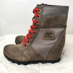 New With Box Sorel Joan Of Artic Wedge Heel Bootie Super Cute And Waterproof. Sz 10 Sorel Rain Boots, Sorel Wedge Boots, Hidden Wedge Boots, Lace Up Wedge Boots, Sorel Boots Womens, Cozy Boots, Rugged Leather, Sorel Boots, Waterproof Winter Boots