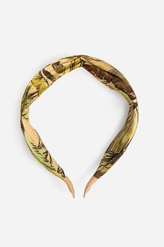 Indulging your sense of adventure, the Wildlife Headband offers the perfect combination of comfort and bold style. Crafted from 100% silk, this sleek headband features images of fresh foliage and tiger print with a decorative knot at the top. Style with olive pants and a beige top for a safari feel. Johnny Was Women's Wild Life Headband in Cream Beige, 100% Silk Decorative Knots, Olive Pants, Beach Shop, Boho Chic Outfits, Beige Top, Bold Style, Cream Beige, Wild Life, Tiger Print