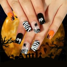 Pelottava Halloween, Nail Art Halloween, Press Nails, Halloween Acrylic, Manicure Art, Black Ghost, Halloween Fest, Halloween Press On Nails, Long Press On Nails