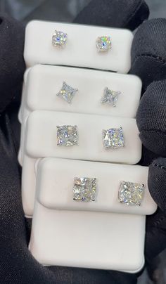 Diamond Earring Moissanite Studs Prom 2k24, Xoxo Jewelry, Mens Diamond Earrings, Expensive Jewelry Luxury, Stud Earrings For Men, Store Ideas, Jewelry Luxury, Diamond Earring, Large Cars