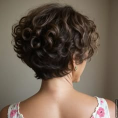 Curly Hair Stacked Bob, Short Curly Hairstyle Women Over 50, Wedge Haircut Curly Hair, Wavy Pixie Cut Round Face, Short Curly Gray Hair Over 50, Medium Short Curly Hair, Short Hairstyles For Boys, Fall Hairstyles For Women, Curly Bobs For Older Women