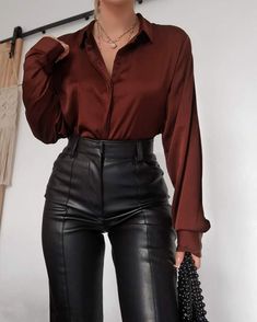 40s Mode, Fest Outfits, Chique Outfits, Pastel Outfit, Black Leather Pants, Mode Inspo, Soft Grunge, 가을 패션