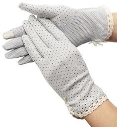 PRICES MAY VARY. ☀☀ MATERIAL: cotton, light and comfortable. Length 9",width 3",sun blocking - uv protection gloves for ladies ☀☀ FASHION BOWKNOT GLOVES : women gloves are in pretty design and classic colors, in the wrist part there exists a little bowknot and exquisite floral embroider, practical and beautiful when wearing ☀☀ TOUCHSCREEN GLOVES: The right index finger is made up of touch screen conduction material，you can wear the gloves to touch screen of your smartphone, tablet, iPhone or oth Polka Dot Gloves, Style Steal, Protector Solar, Chunky Knit Blanket, Large Scarf