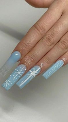 Nail Art Noel, Gold Acrylic Nails, Long Stiletto Nails, December Nails, Sculpted Nails, Fantasy Nails, Nails Today, Long Acrylic Nails Coffin, Snowflake Nails