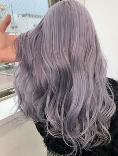 Hair Color Ideas Korean, Ash Purple Hair, Dark Brown With Blonde Highlights, Dark Brown With Blonde, Lavender Grey Hair, Purple Hairstyles, Purple Blonde Hair, Purple Grey Hair, Brown With Blonde