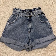 H&M Belted Denim Shorts Black Denim Cutoff Shorts, H M Outfits, Army Green Shorts, Cuffed Denim Shorts, H&m Shorts, High Waisted Jean Shorts, Denim Cutoff Shorts, Denim Cutoffs, Yellow Shorts