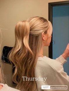 Hair Styles For Highschool, First Day Of Highschool Hair Styles, Hairstyle White Girl, Hair Styles White Girl, Popular Girl Hairstyles, 7th Grade Hairstyles, White Girl Hairstyles, Highschool Hairstyles, Hairstyles For Church