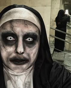 Halloween Makeup Men Scary, The Nun Costume Makeup, Dead Makeup Look, Men Halloween Makeup, Halloween Makeup Men, Different Halloween Costumes, Dead Bride