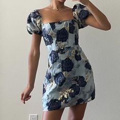 Blue And Navy Floral Dress Size: S Brand: D.Ark Condition: New With Tags. Measurements Length: 80 Cm Chest: 40 Cm Waist: 33 Cm Hips: 48 Cm Fall Fairy Corset, Dark Dress, Glam Party, Navy Floral Dress, Dresses Blue, Navy Floral, Measurement Length, Floral Dress, Blue Dresses