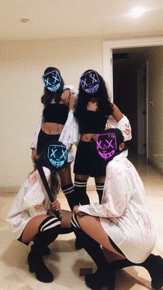 Group Halloween Costumes For Teens, Diy Group Halloween Costumes, Best Group Halloween Costumes, Meme Costume, Halloweenský Makeup, Girl Group Costumes, Popular Halloween Costumes