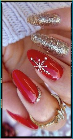 Super Cute And Stylish Ships In 5-10 Business Days Red And Gold Nails, Christmas Tree Nails, Tree Nails, Christmas Nails Easy, Christmas Gel Nails, Christmas Nail Art Designs, Red Nail Designs, Christmas Nails Acrylic