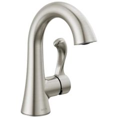 the delta single handle kitchen faucet in brushed stainless