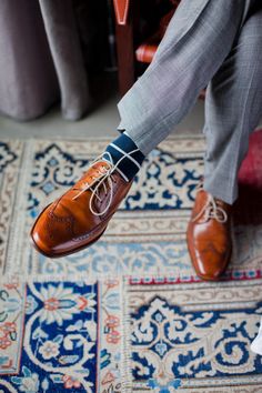 Shoes Inspiration, Old School Style, Peacoats, Desert Boot, Shoes Photography, Blue Socks, Foto Tips