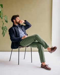 Mens Green Pants Outfit, Fatigue Pants Outfit Men, Green Trousers Outfit Men, Green Trousers Outfit, Trousers Outfit Men, Green Pants Men, Green Pants Outfit, Fatigue Pants