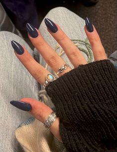 College Nails Ideas, Cute Dark Nails, Future Nails, Dark Blue Nails, Smink Inspiration, Makijaż Smokey Eye, Minimalist Nails