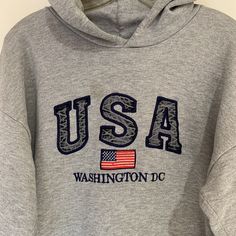 Vtg Washington DC Sweatshirt Made In USA XL American Knitwear Hoodie Embroidered. Condition is "Pre-owned". Shipped with USPS Priority Mail. AWESOME VINTAGE HOODIE, MADE IN USA COTTON BLEND SIZE XL SOME WASH WEAR AND KANGAROO POCKET NEEDS A FEW STITCHES AS THEY HAVE COME LOOSE ON EITHER SIDE SEE PHOTOS MEASURES LAID FLAT UNDERARM ACROSS 23” LENGTH 28” Usa Hoodies, California Hoodie, American Hoodie, Oceanside California, Vintage Hoodie, Vintage Hoodies, Washington Dc, Priority Mail