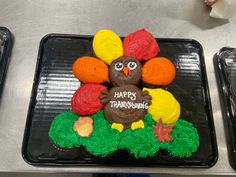 there is a cake decorated like a turkey