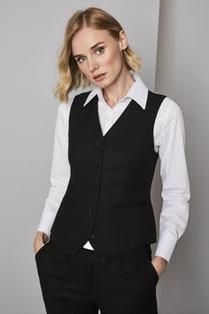 Suit Vest Outfits, Semi Formal Mujer, Waistcoat Outfit, Women's Waistcoat, Vest Outfits For Women, Womens Waistcoat, Black Waistcoat, Waistcoat Woman, Belt With Buckle