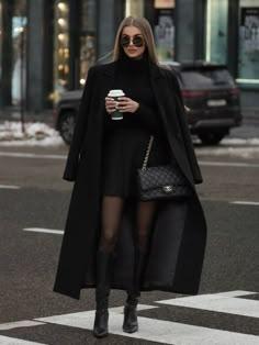 Winter Outfits Glam, Mafia Aesthetics Women Clothes, Black Loafers Outfit Winter, Long Black Coat Outfit Winter Classy, Long Coat With Dress, Kaban Outfit, Fasion Dressing Women, Long Dress With Coat, New York Work Outfit