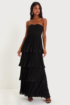 Only avail in black Black Bridesmaids, Black Bridesmaid Dresses, Flirty Dresses, Midi Dress Casual, Tiered Maxi Dress, Hoco Dresses, Dress Purchase, Dance Dresses, Black Maxi Dress