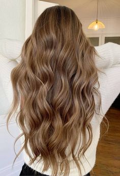 Hair Color Fall Blonde, Light Brown Balayage On Brown Hair, Medium Brown With Honey Highlights, Light Brown Hair No Blonde, Brown Hair Colors One Color, Hair Colors That Make You Look Tan, New Hair Dye Ideas, Caramel Highlights Dirty Blonde Hair, Light Brown Hair Full Color