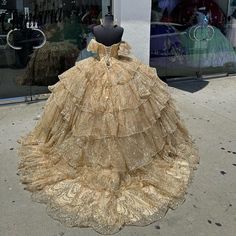 Aesthetic Quinceanera Dresses, Brown Quinceanera Dresses, Gold Quinceanera Dress, Champagne Quince Dresses, Gold Quinceanera Dresses, Champagne Quince, Quince Dresses Champagne, Gold Quinceanera, Debutante Dresses