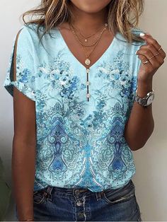 Product Title :Paisley Loose Casual V Neck T-Shirt Product... Linen Fashion, Summer Colors, Fashion Women, Women Clothing, Neck T Shirt, New Fashion, Fashion Clothes Women, V Neck T Shirt