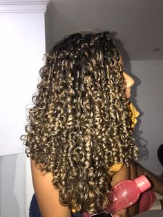 Curly Hair Color, Perfect Curly Hair, Hair Motivation, Cute Curly Hairstyles