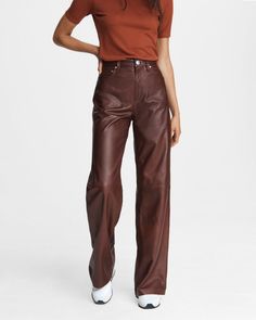 Concert Attire, Brown Leather Pants, Leather Pants Outfit, Insta Ideas, Leather Pant, High Waisted Jean Shorts, Slim Fit Pants, Slim Pants