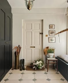 the hallway is clean and ready to be used as a mudroom or office space