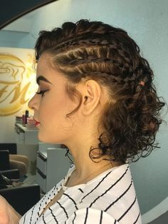 Short Curly Hairstyles Graduation, Short Braid Hairstyles, Short Braid, Curly Braided Hairstyles, Event Hairstyles, Cute Hairstyles For School, Short Box Braids, Graduation Hairstyles, Short Braids