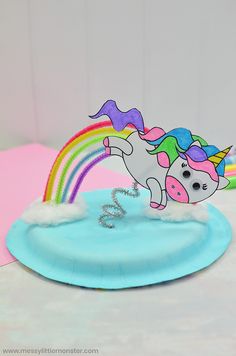 a paper plate that has a unicorn on it