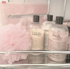 Girlblog Background, Coquette Types, Pink Vanilla Girl Aesthetic, Coquette Self Care, Strawberry Skincare, Attractive Scents, Shower Coquette, Pink Vanilla Girl, Bunny Nose