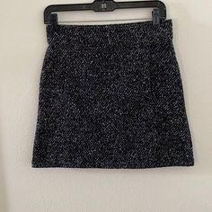 Loft Polyester Skirt Chic Gray Mini Skort, Gray Skort For Fall, Winter Gray Mini Skirt, Gray Mini Skirt For Winter, Gray Winter Mini Skirt, Gray Fall Mini Skort, Casual Gray Workwear Skort, Chic Gray Mini Skirt For Fall, Chic Gray Mini Skirt For Work