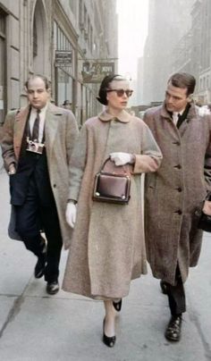 Grace Kelly Winter Style, Grace Kelly Casual Style, Grace Kelly Outfits, Soft Classic Kibbe, Los 90s, Grace Kelly Style, Chic Outfits Classy, Princess Grace Kelly, Caroline Of Monaco