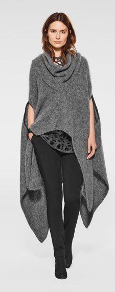 sarah pacini winter 2015 شال كروشيه, Sarah Pacini, Faux Fur Hooded Coat, Mode Tips, Mode Crochet, Leopard Print Coat, Looks Black, Cape Coat, Boho Stil