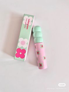 Xiaohongshu Makeup, Shelf Aesthetic, Cute Cosmetics, Cute Lipstick, Cosmetic Packaging Design, Aesthetic Pretty, Lip Cosmetics