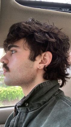 Mullite Haircut, Haircut Selfie, Photo Hijab, Men Haircut Curly Hair, Mullet Haircut, Mens Hairstyles Thick Hair, Wavy Hair Men, Cute Hairstyle, Hair Inspiration Short