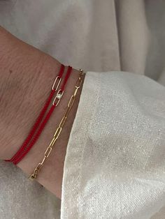 Link Cord Bracelet | Hortense Jewelry: Paris Savoir-Faire x LA Glamour Stack Of Bracelets, Bracelets And Necklaces, Chain Bracelets, Red Bracelets, Classy Jewelry, Bridesmaid Bracelet, Jewelry Lookbook, Bridal Bands, Cord Bracelet