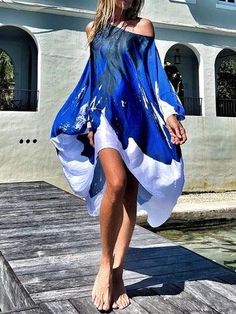 Blue Hibiscus, Maxi Dress Outfit, Black And White Flowers, European Women, Dress Size Chart, Fashion Colours, Types Of Skirts, Headdress, Resort Wear