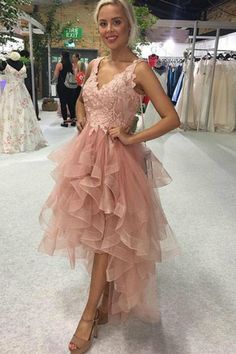 Looking for Prom Dresses,Evening Dresses,Homecoming Dresses for winter wear? A-line style, and matching Ruffles,Appliques work? Babyonlinedress UK has all covered on this surpriseChic V-neck Appliques Lace Tulle Prom Dress High Low A-Line Party Dress. Homecoming Dresses High Low, Prom Dress Pink, Stylish Prom Dress, High Low Prom Dresses, Tulle Homecoming Dress, Pink Homecoming Dress, Prom Dresses Sleeveless, Mini Party, Short Prom Dress