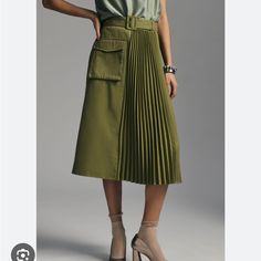 New Without Tags. Gorgeous Skirt. Runs True To Size. Pleated Cargo Skirt, Flutter Dress, Green Fits, Satin Midi Skirt, Cargo Skirt, Black Midi Skirt, Linen Skirt, Global Brands, Suit Shop