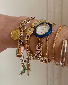 How To Have Style, Casio Vintage, Girl Lifestyle, Jewelry Accessories Ideas, Nail Jewelry, Jewelry Essentials